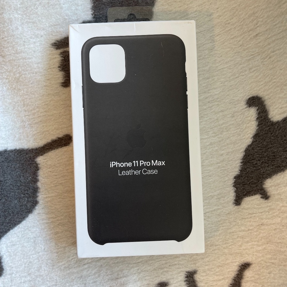 Apple iPhone 11 Pro Max Leather Case "Black"